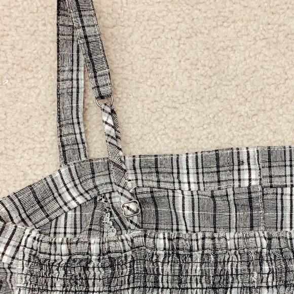 SOLD❗️PLAID TANK - Picture 2 of 3